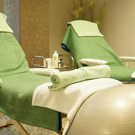 Отель Maj Medical Wellness