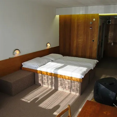 Hotel Maj Otel Piest'any