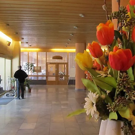Hotel Maj Otel Piest'any