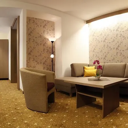 Maj Medical Wellness Отель